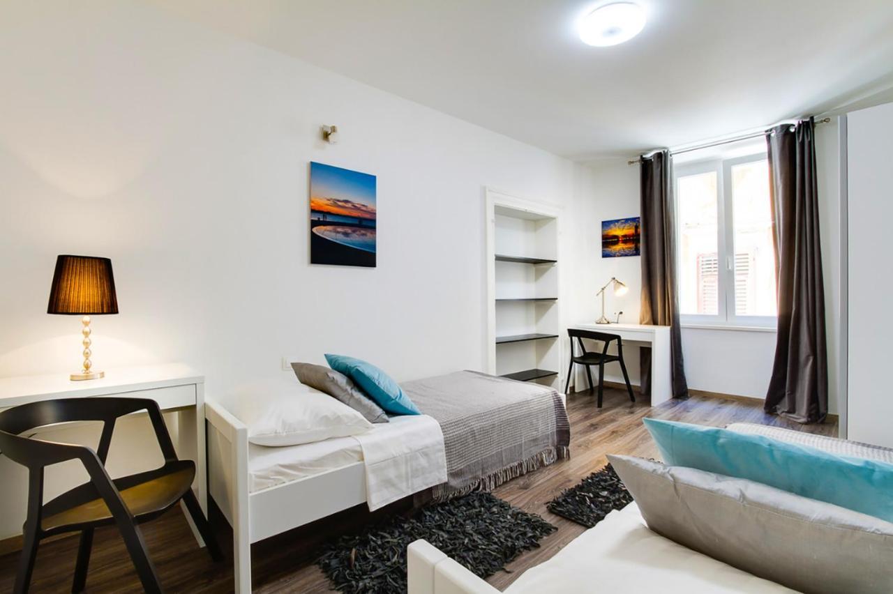Ferienwohnung Divinity'S - Old Town Center Zadar Exterior foto